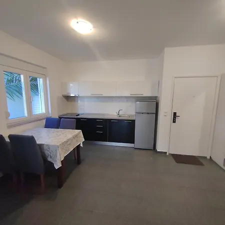 Apartamento Zatonka 2 *